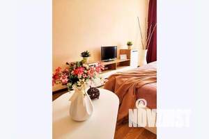 1-к квартира, посуточно, 42м2, 17/25 этаж