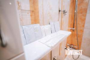 1-к квартира, посуточно, 43м2, 1/1 этаж