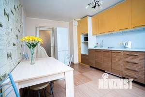 2-к квартира, посуточно, 79м2, 1/1 этаж