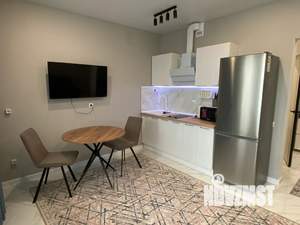 Студия квартира, посуточно, 28м2, 8/19 этаж