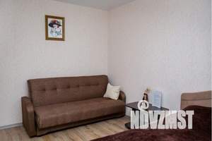 1-к квартира, посуточно, 37м2, 13/17 этаж