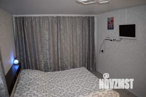 1-к квартира, посуточно, 32м2, 4/5 этаж