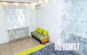 2-к квартира, посуточно, 50м2, 1/1 этаж