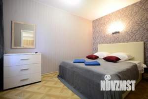 2-к квартира, посуточно, 44м2, 1/1 этаж