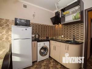 2-к квартира, посуточно, 80м2, 1/1 этаж