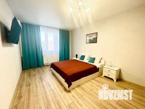 2-к квартира, посуточно, 65м2, 7/18 этаж