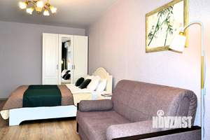 1-к квартира, посуточно, 42м2, 1/1 этаж