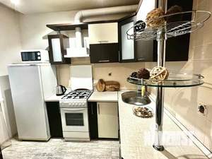 2-к квартира, посуточно, 55м2, 1/1 этаж