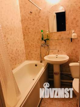 1-к квартира, посуточно, 40м2, 5/10 этаж