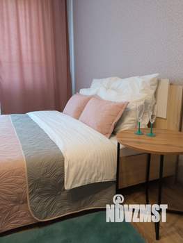 1-к квартира, посуточно, 40м2, 9/17 этаж