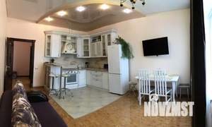 2-к квартира, посуточно, 54м2, 1/1 этаж