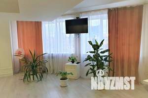 1-к квартира, посуточно, 42м2, 13/16 этаж