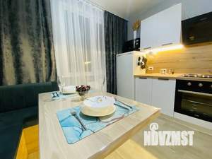 1-к квартира, посуточно, 39м2, 13/17 этаж