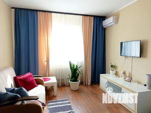 1-к квартира, посуточно, 40м2, 9/16 этаж