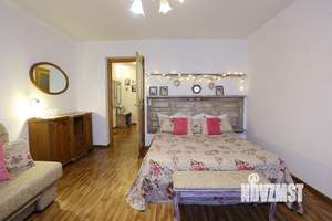 1-к квартира, посуточно, 47м2, 1/1 этаж