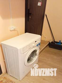 Студия квартира, посуточно, 12м2, 1/3 этаж