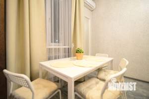 1-к квартира, посуточно, 46м2, 3/5 этаж