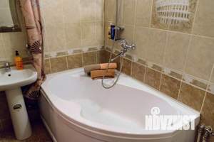 1-к квартира, посуточно, 42м2, 1/1 этаж