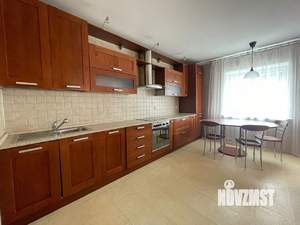 4-к квартира, на длительный срок, 135м2, 3/12 этаж