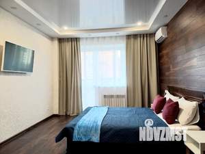 1-к квартира, посуточно, 44м2, 7/18 этаж