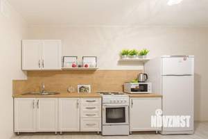 1-к квартира, посуточно, 43м2, 1/1 этаж