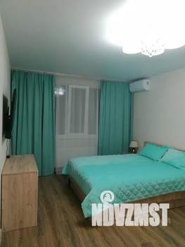 1-к квартира, посуточно, 37м2, 8/17 этаж