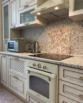 3-к квартира, на длительный срок, 81м2, 3/17 этаж