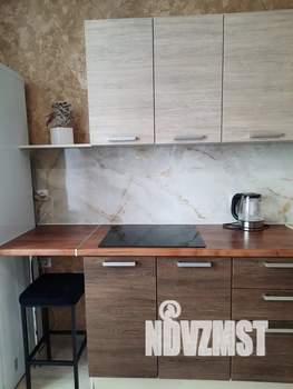 Студия квартира, посуточно, 28м2, 5/10 этаж