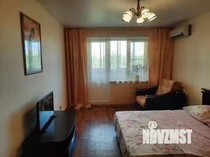 1-к квартира, посуточно, 42м2, 8/10 этаж