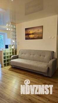 2-к квартира, посуточно, 50м2, 1/1 этаж