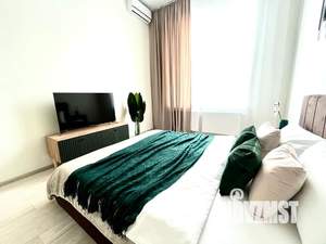 1-к квартира, посуточно, 38м2, 18/18 этаж