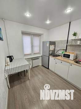 1-к квартира, посуточно, 30м2, 3/5 этаж