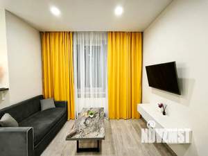 Студия квартира, посуточно, 41м2, 2/12 этаж