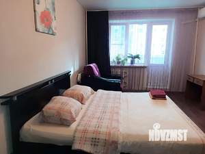 1-к квартира, посуточно, 40м2, 6/10 этаж