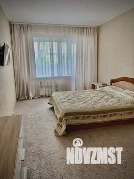 1-к квартира, посуточно, 49м2, 4/16 этаж