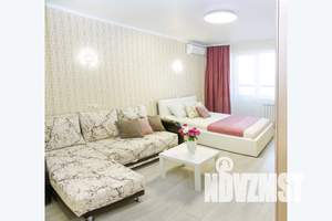 1-к квартира, посуточно, 52м2, 13/26 этаж