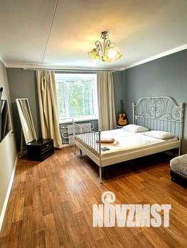 1-к квартира, посуточно, 40м2, 1/1 этаж