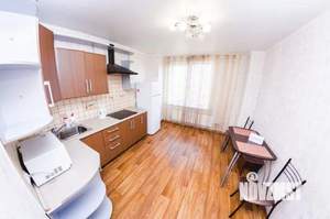 1-к квартира, посуточно, 50м2, 1/1 этаж