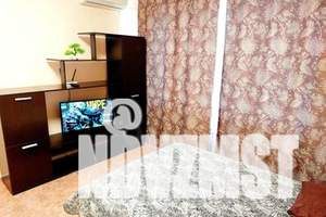 1-к квартира, посуточно, 10м2, 6/10 этаж