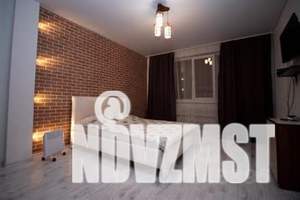 1-к квартира, посуточно, 42м2, 7/15 этаж