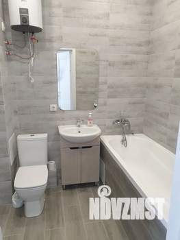 Студия квартира, посуточно, 40м2, 22/26 этаж