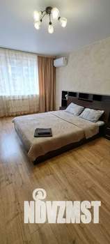 1-к квартира, посуточно, 40м2, 7/18 этаж