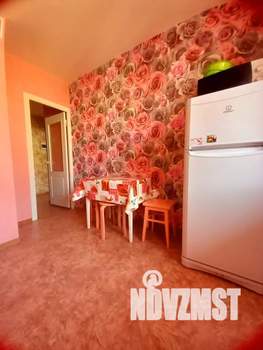 1-к квартира, посуточно, 35м2, 8/10 этаж