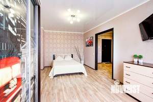 1-к квартира, посуточно, 45м2, 1/1 этаж