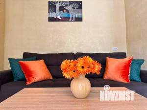 2-к квартира, посуточно, 42м2, 1/1 этаж