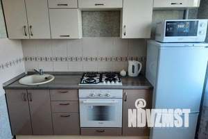 1-к квартира, посуточно, 40м2, 8/10 этаж