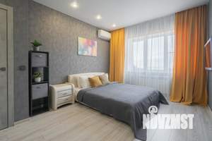 1-к квартира, посуточно, 38м2, 18/18 этаж