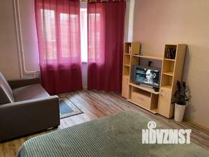 1-к квартира, посуточно, 38м2, 2/25 этаж