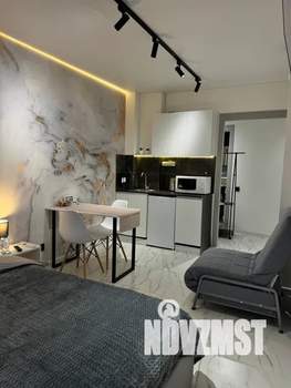 Студия квартира, посуточно, 22м2, 12/20 этаж
