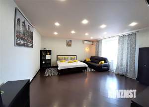 1-к квартира, посуточно, 50м2, 1/1 этаж